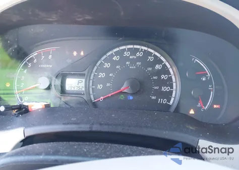 2012 Toyota Sienna Le 7 Passenger z USA, uszkodzony, nr VIN 5TDJK3DC5CS037146